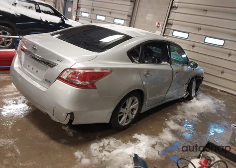 2013 Nissan Altima 2.5 Sv from USA, damaged, VIN 1N4AL3AP1DC179913